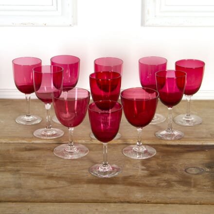 Set of 11 Victorian Petite Cranberry Wine Glasses DA5817756