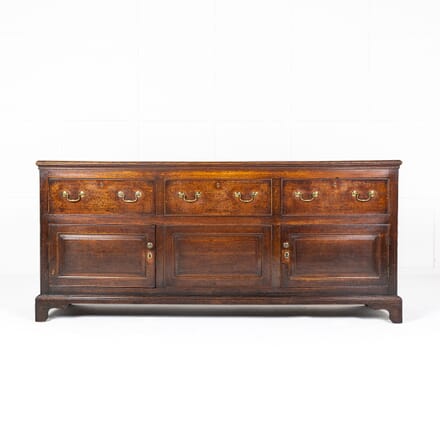 18th Century English Oak Dresser Base BU0625195