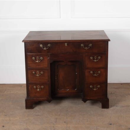 18th Century Mahogany Desk DB0329228