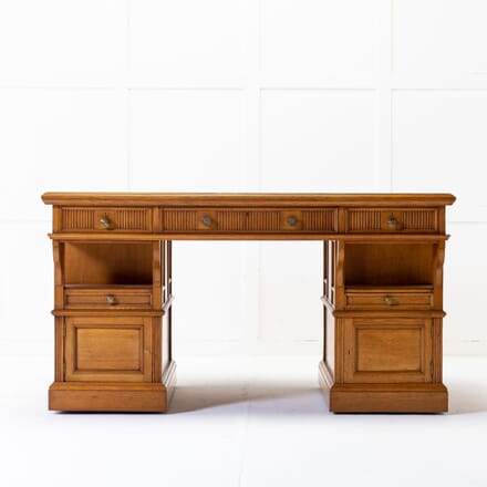 19th Century English Oak Partners Desk DB0619143