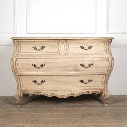 19th Century French Bleached Walnut Commode CC8418131
