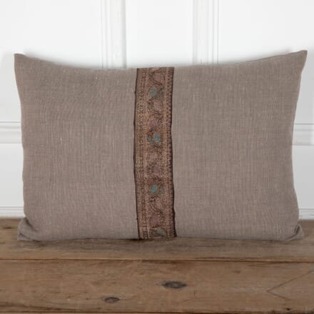 20th Century Linen Cushion with Indian Braid RT9034091