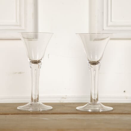 Pair of 19th Century Wine Glasses DA9012771