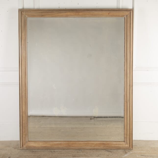 Walnut Mirror with a Bevelled Plate MI4813150