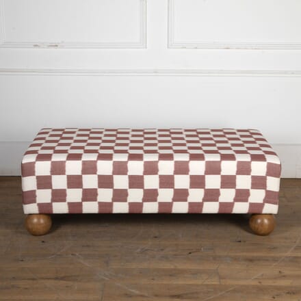 Contemporary Chequered Ottoman with Oversized Feet ST1825319