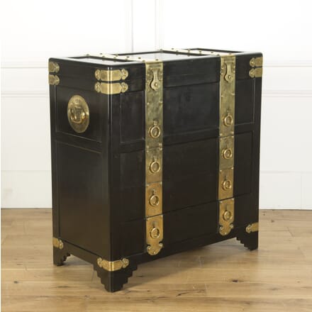 Chinese Export Black Lacquered Trunk OF539607