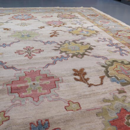 Contemporary Oushak Carpet RT4927310