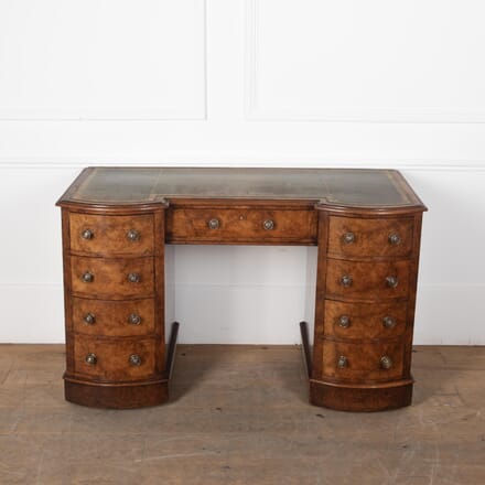 Early 19th Century Walnut Pedestal Desk DB8029488