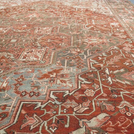 Early 20th Century Heriz Carpet RT4930181