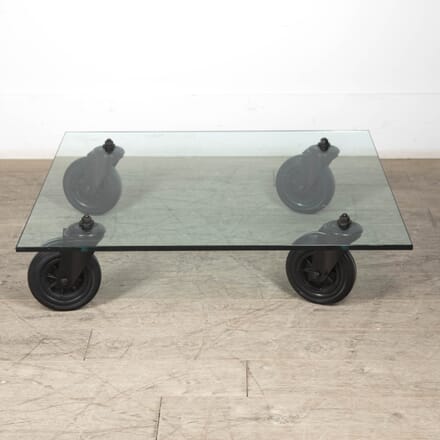 20th Century Fontana Arte Low Table Designed by Gae Aulenti CT2925565