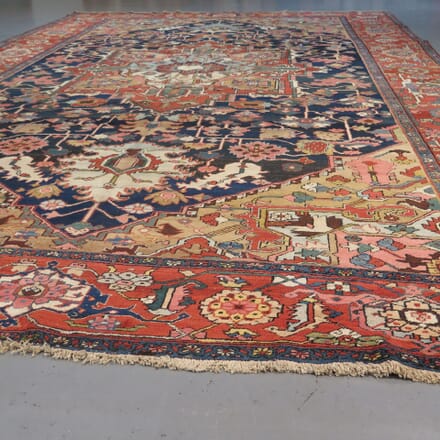 Large 19th Century Heriz Carpet RT4933436