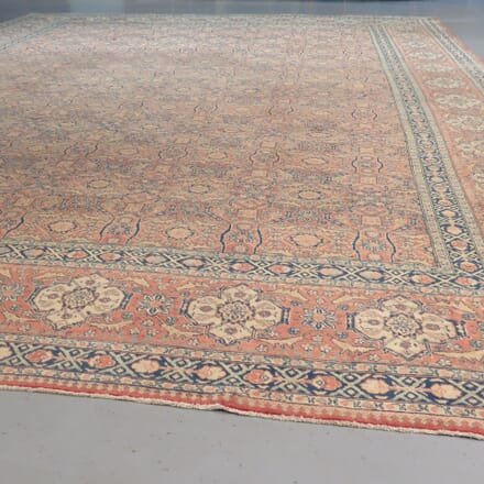 Large 19th Century Tabriz Carpet RT4933441