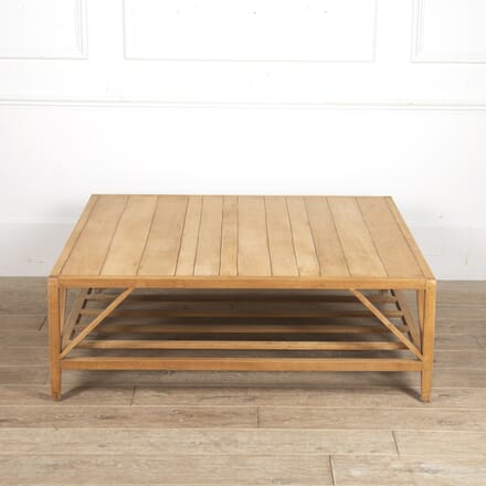 Large Modernist Oak Coffee Table CT0515871