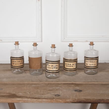 Late 19th Century Set of Apothecary Bottles DA3425963