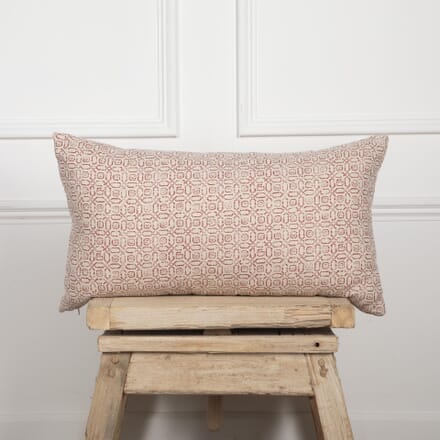 Lorfords Contemporary: Rectangular Cushion RT9530529