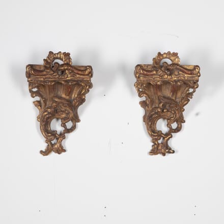 Pair of 19th Century Carved Wood and Gesso Gilded Corbels GA8230214
