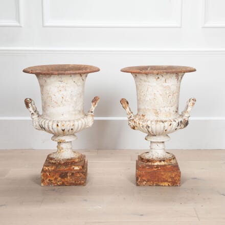 Pair of 19th Century Coalbrookdale ‘Bell’ Urns GA2834104