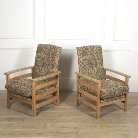 Pair of Arts and Crafts Recliners CH0518633