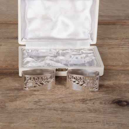 Pair of Boxed Silverplate Mr & Mrs Napkin Rings DA1533627