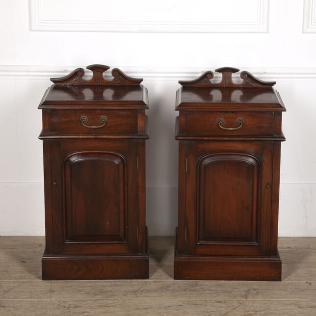 Pair of 20th Century English Bedside Cabinets CO8821082