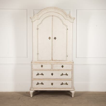 18th Century Rococo Cabinet CU6022328