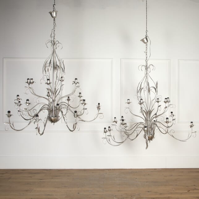 Pair of 20th Century Italian Toleware Chandeliers LL8721253