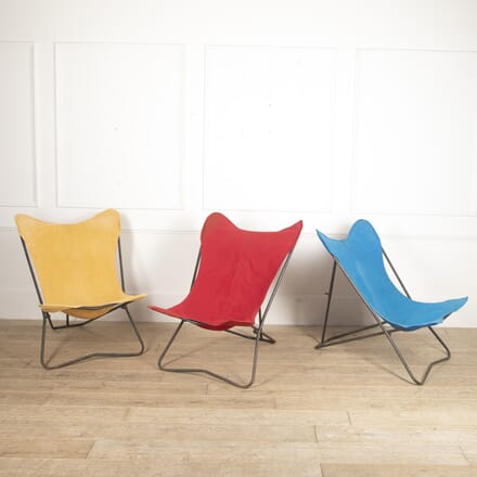 Set of Three Mid Century Butterfly Chairs GA2915881