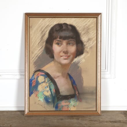 Pastel Portrait of a Young Woman WD5919417