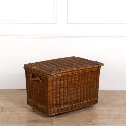 Victorian Wicker Laundry Basket DA287294