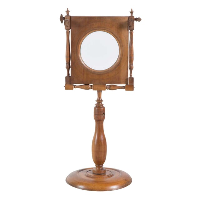 Magnifying Lens on Stand