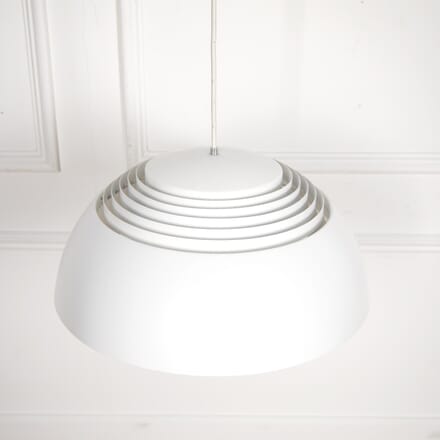 Arne Jacobsen Royal Light LL0515904