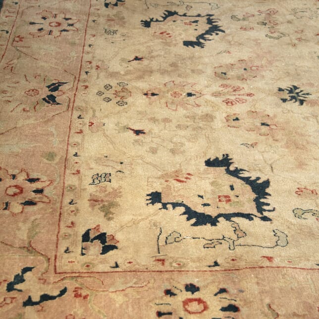 Vintage Indian Carpet RT2420187